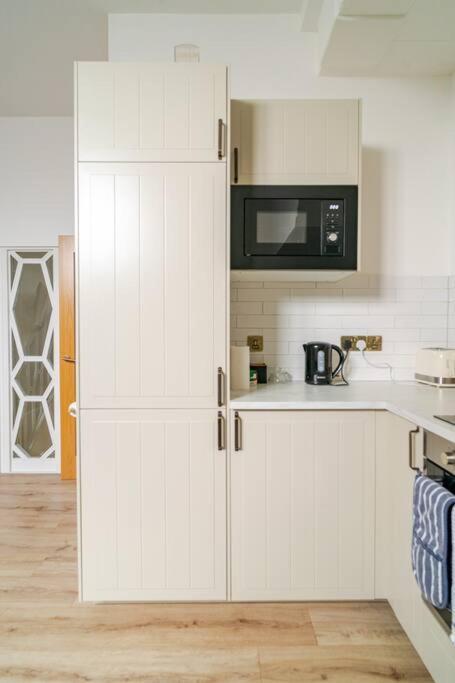 Stunning 2 Bed Apartment, Heart Of The Barbican Plymouth Exterior photo
